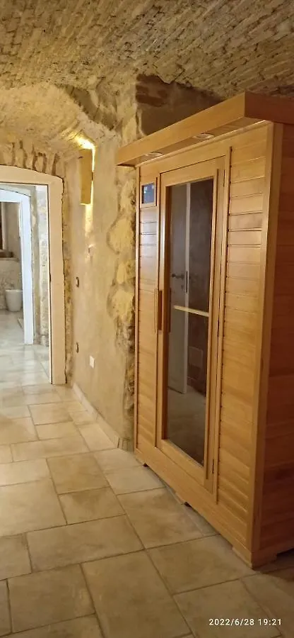 Апартаменты Castello Room & Spa Кальяри